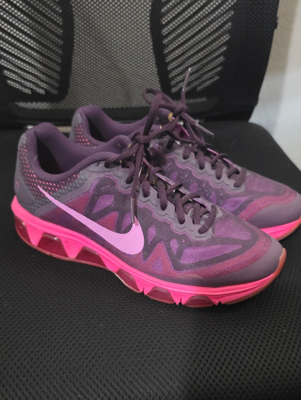 Nike Women's Purple and Pink Athletic Running Shoes